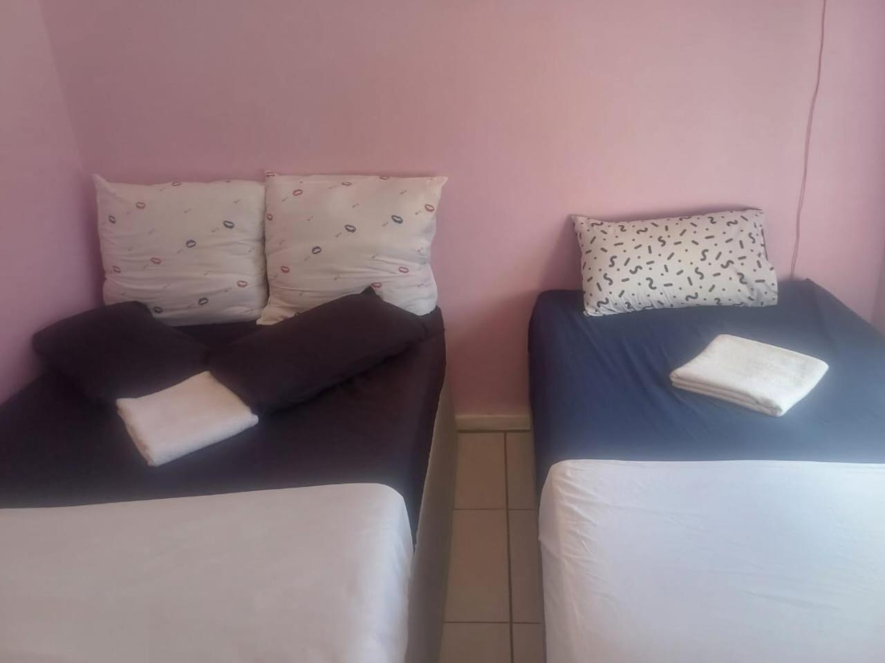Kempton Park Lodge Birch Acres ケンプトンパーク エクステリア 写真
