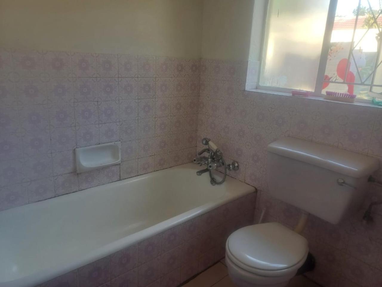 Kempton Park Lodge Birch Acres ケンプトンパーク エクステリア 写真