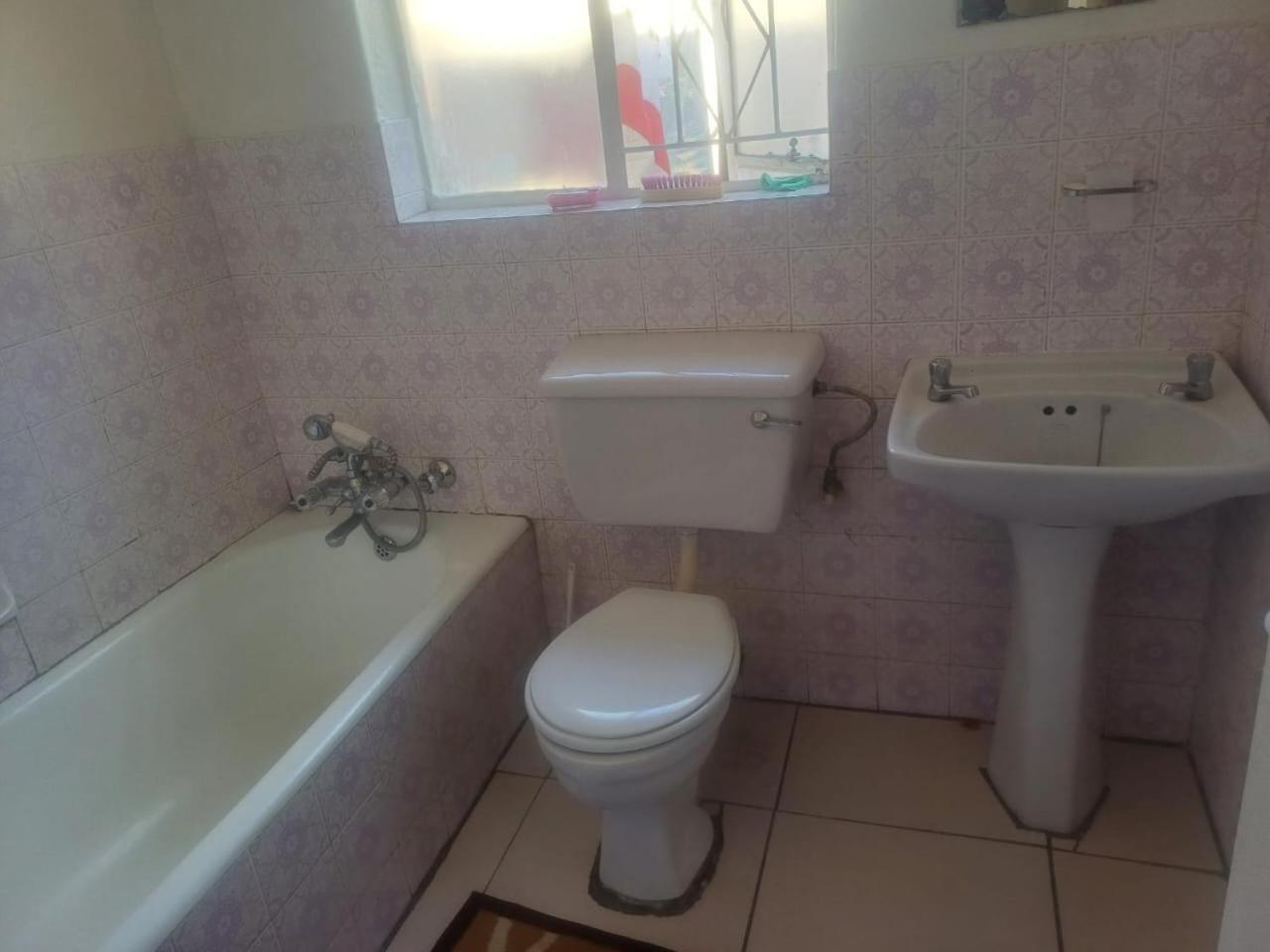 Kempton Park Lodge Birch Acres ケンプトンパーク エクステリア 写真