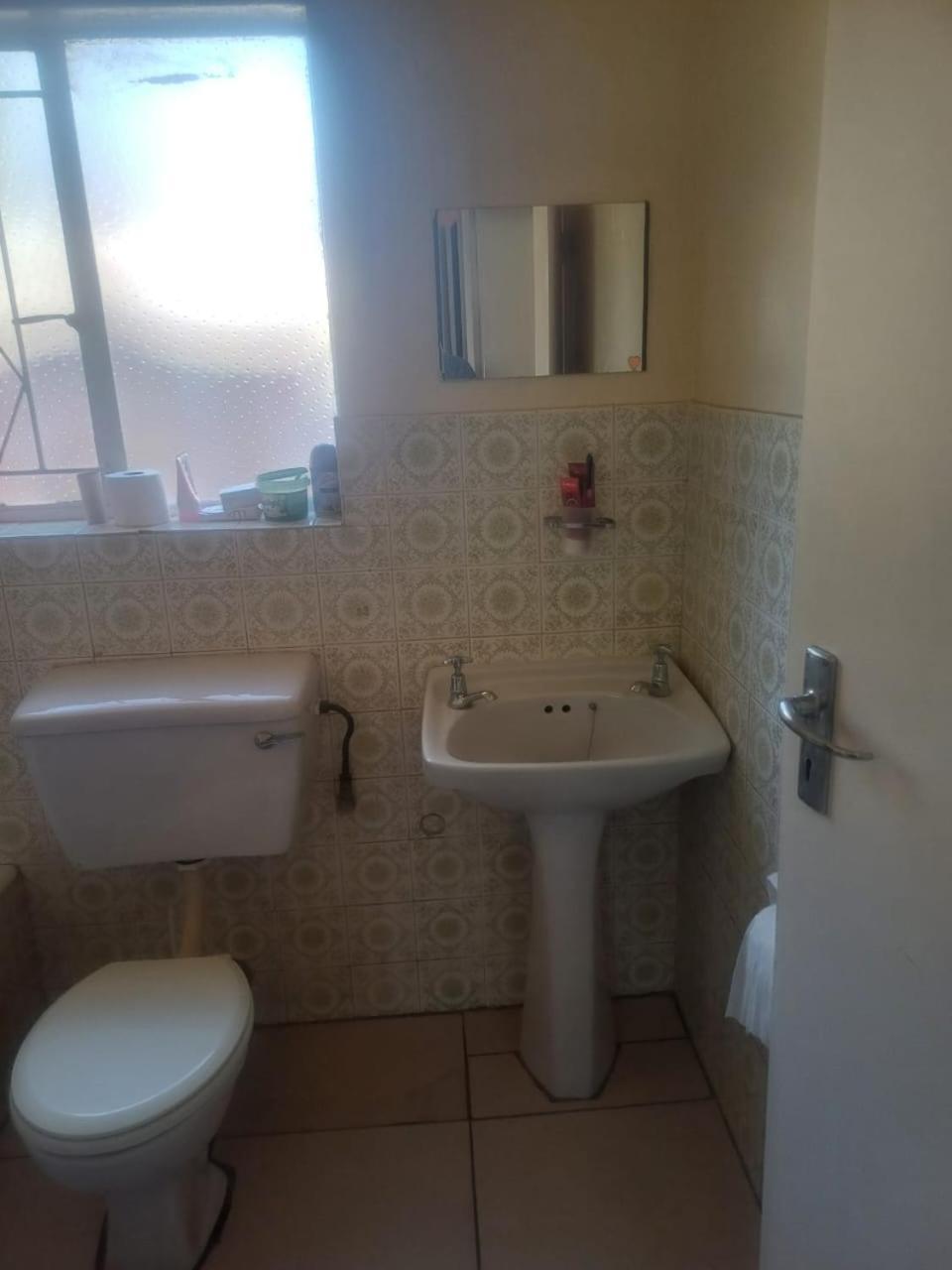 Kempton Park Lodge Birch Acres ケンプトンパーク エクステリア 写真