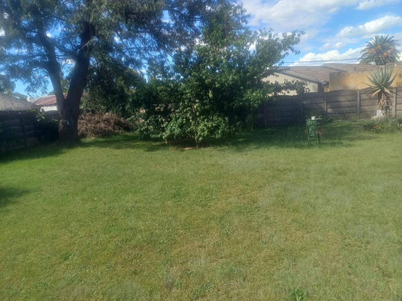 Kempton Park Lodge Birch Acres ケンプトンパーク エクステリア 写真